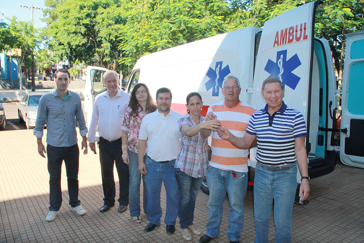 MUNICÍPIO CONTA COM MAIS UMA AMBULÂNCIA